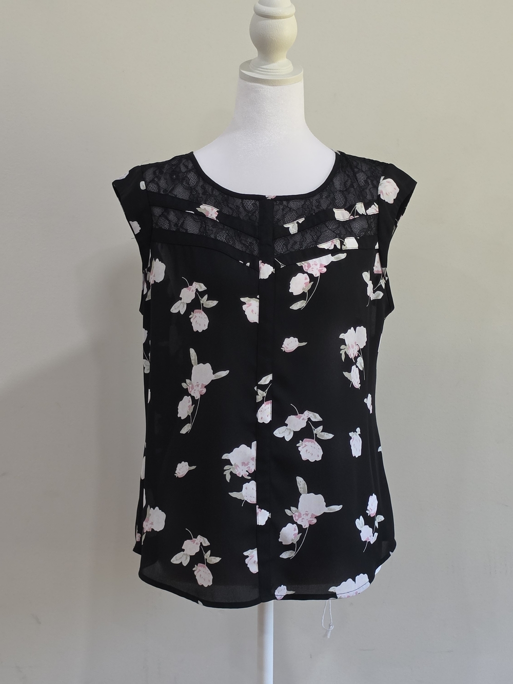 Candie's Black Floral Lace Yoke Sleeveless Camisole